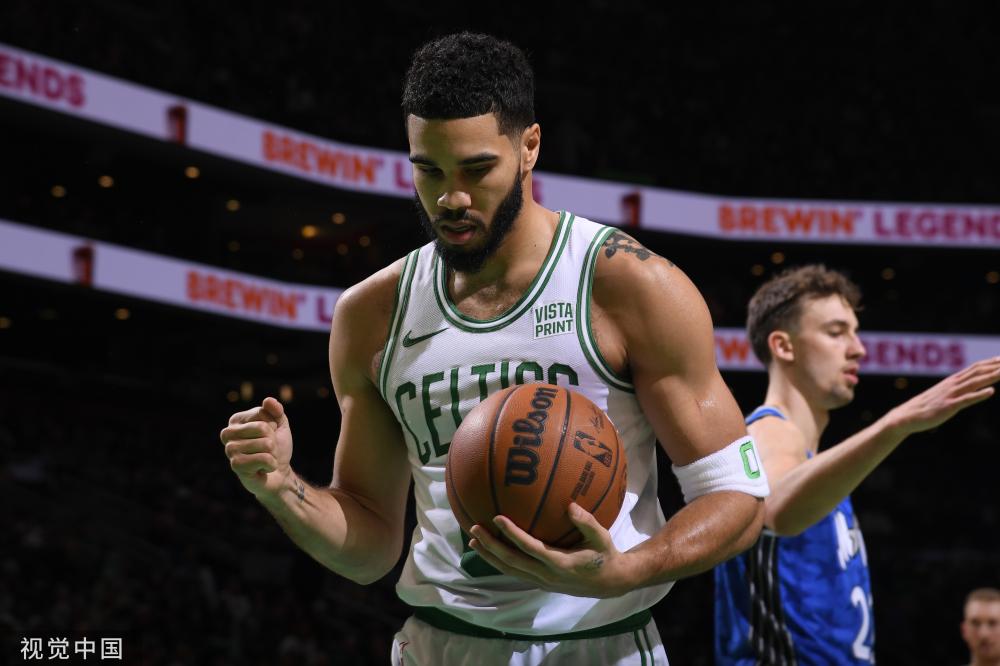 备受期待 备受期待